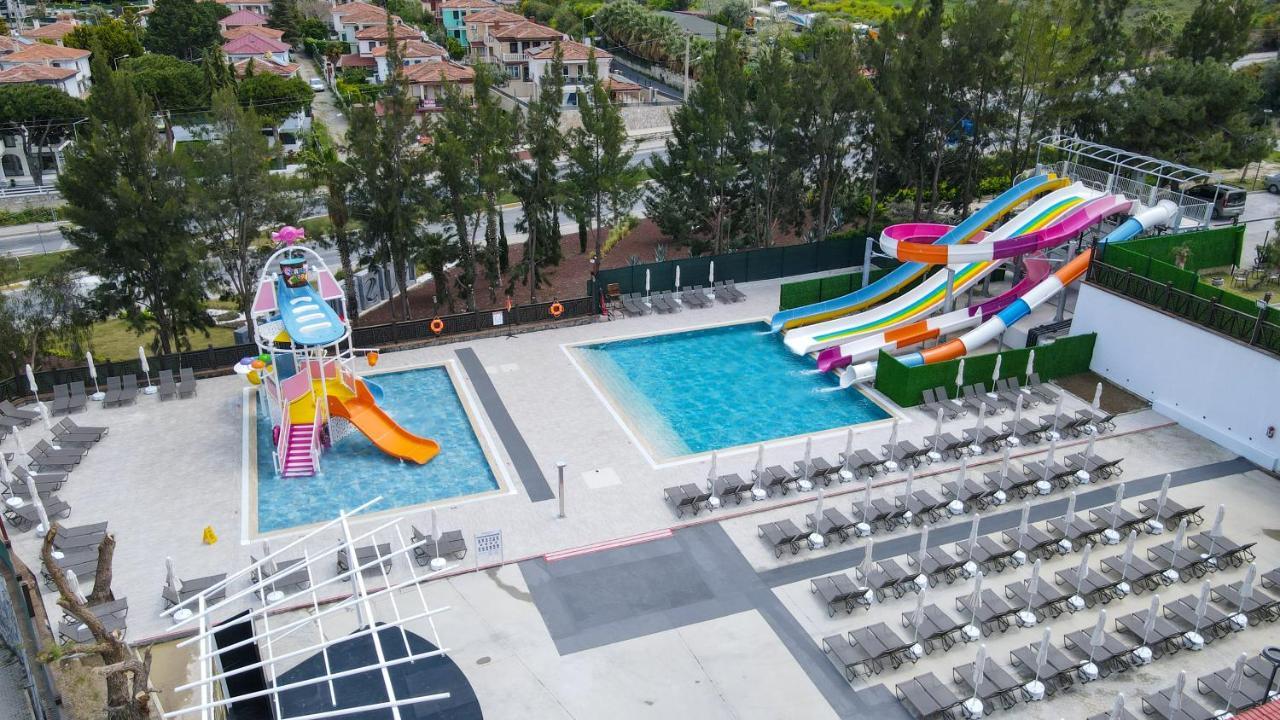 Ramada Hotel & Suites By Wyndham Kusadası Exteriér fotografie