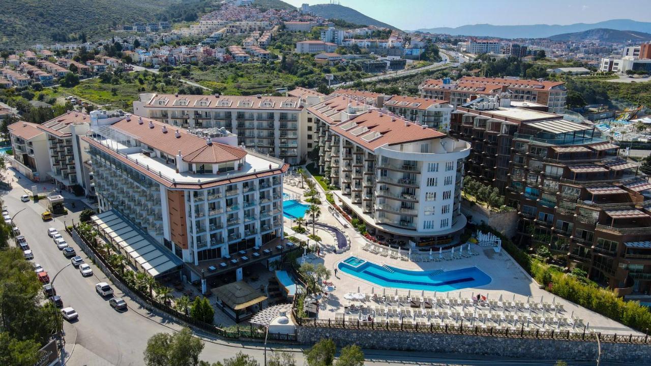 Ramada Hotel & Suites By Wyndham Kusadası Exteriér fotografie