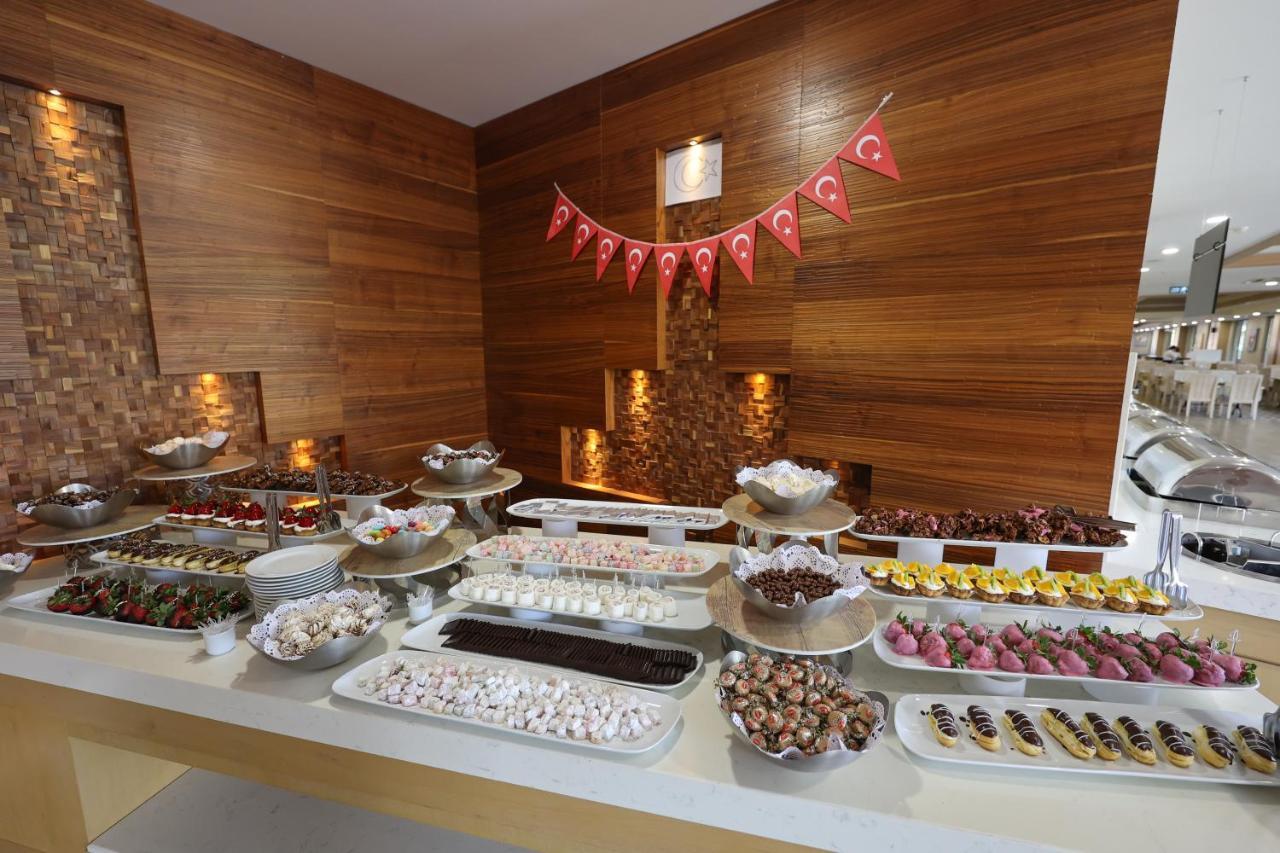 Ramada Hotel & Suites By Wyndham Kusadası Exteriér fotografie