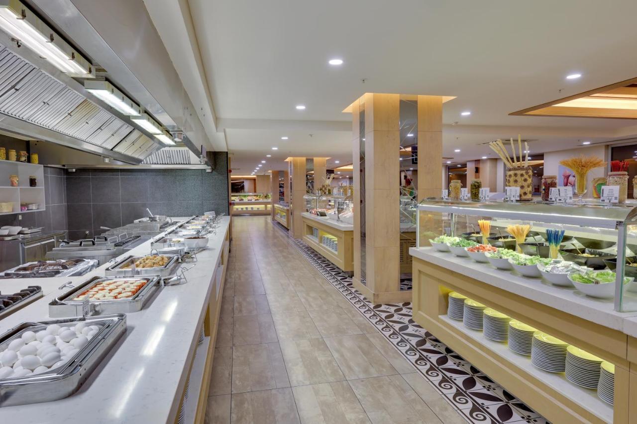 Ramada Hotel & Suites By Wyndham Kusadası Exteriér fotografie